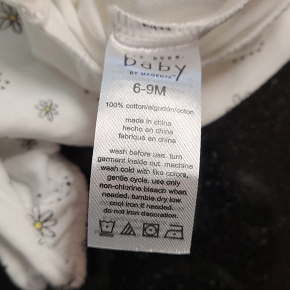 🌼Rae Dunn Baby Romper Set🌻 - Picture 5 of 5